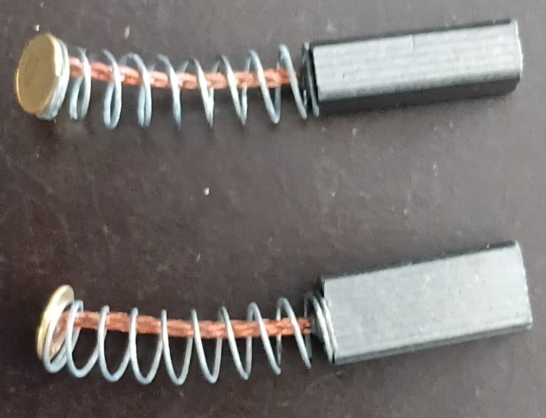 22 Quality Carbon Brush (Made in Taiwan) spring 13(L)x6(W)x4(H)mm| Carbon Brushes| Carpentry Tools & Equipment
